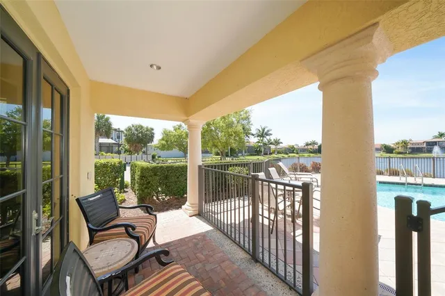 $1,100,000 | 5723 Title Row Drive, Bradenton, FL 34210
