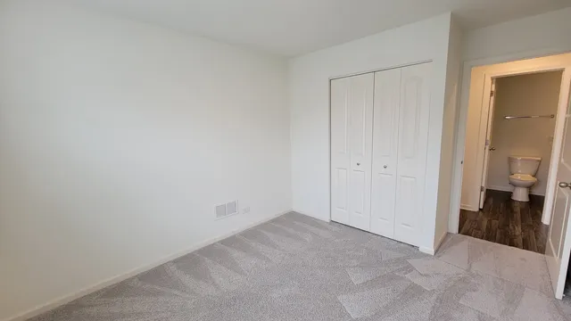 $2,795 | 200 Goldenrod Drive, Elgin, IL 60124