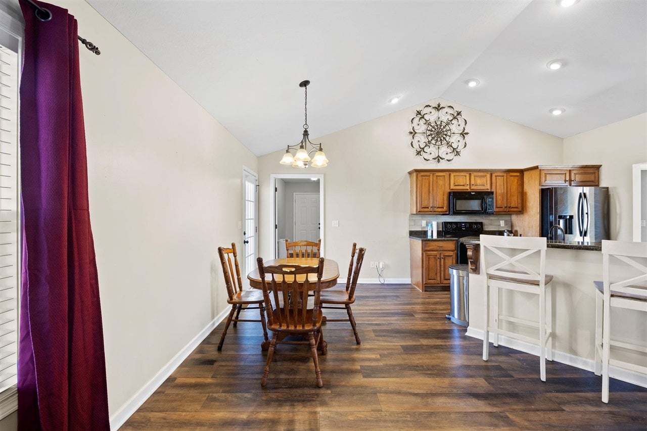 102 Ridgetop Drive Russellville, KY 42276 - Photo 8 of 23 Gallery Image 8
