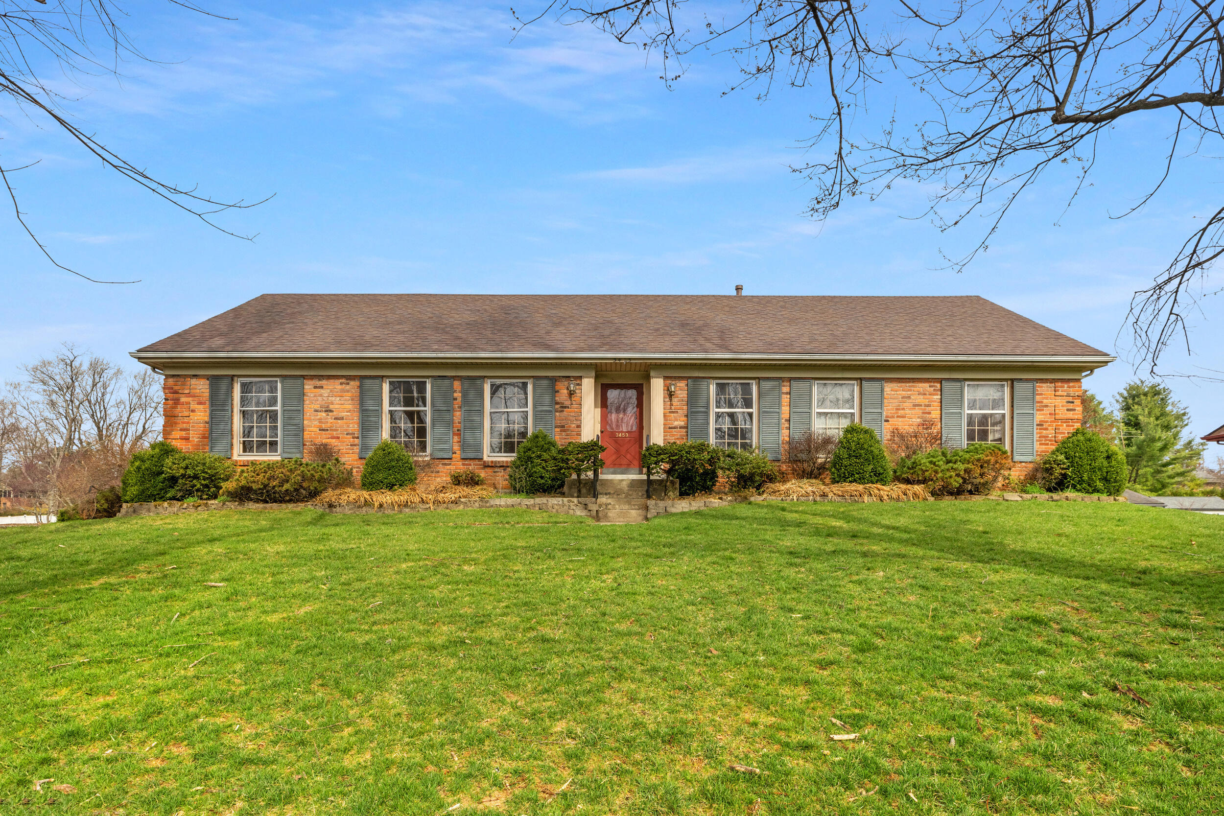 3453 Clays Mill Road Lexington, KY 40503 - Photo 2 of 37 img_5495