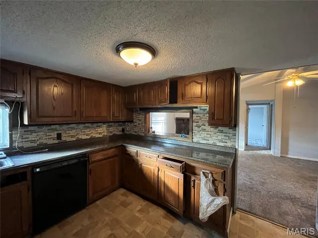 $75,000 | 18225 County Road 403, Kennett, MO 63857