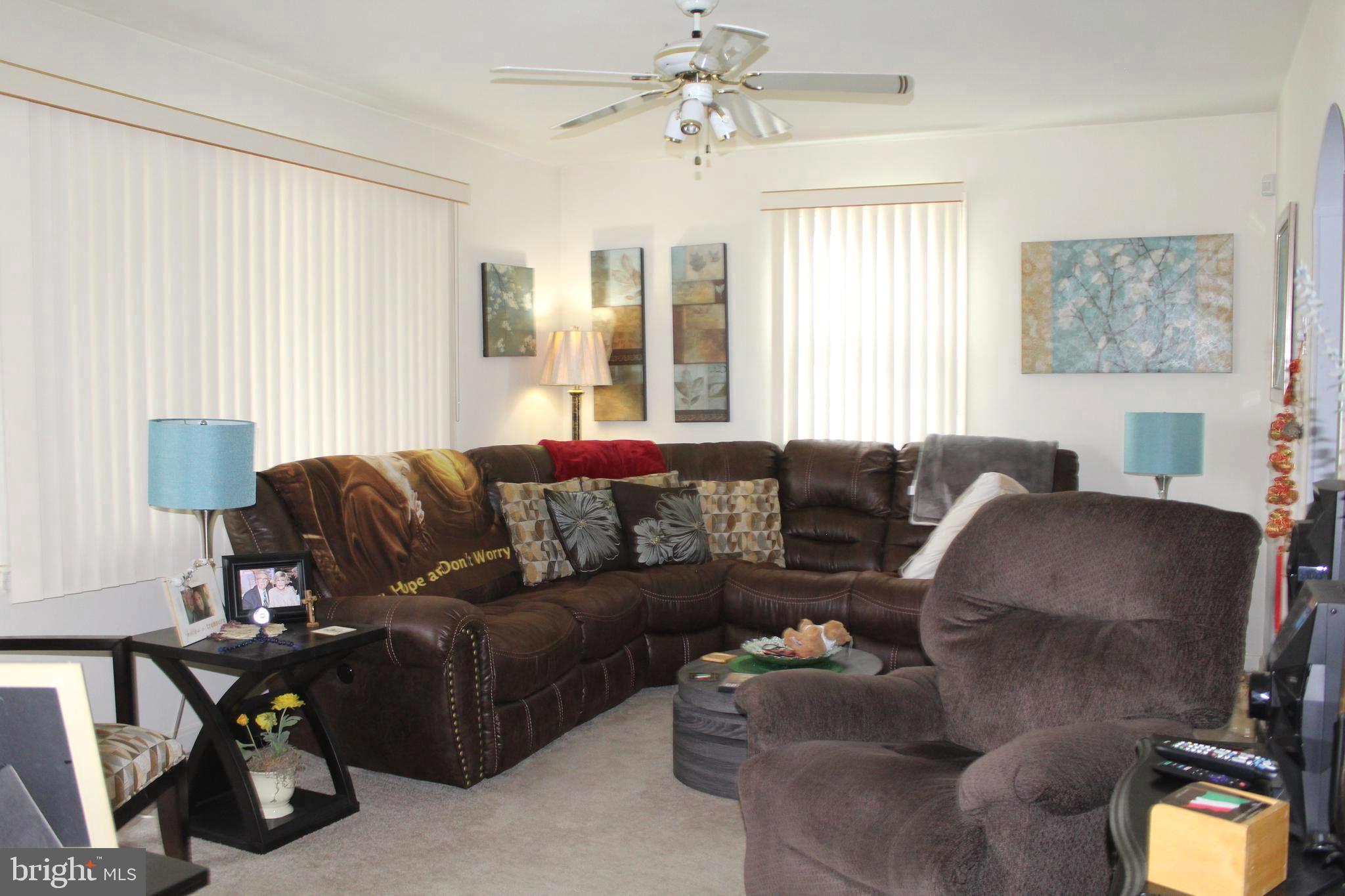 324 Bailey Avenue Maple Shade, NJ 08052 - Photo 4 of 19 Gallery Image 4