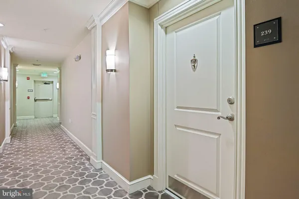 $2,700 | 2655 Prosperity Avenue, Unit 239, Fairfax, VA 22031