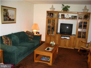 76 Hempstead Road Hamilton, NJ 08610 - Photo 4 of 6