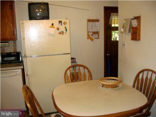 76 Hempstead Road Hamilton, NJ 08610 - Photo 5 of 6