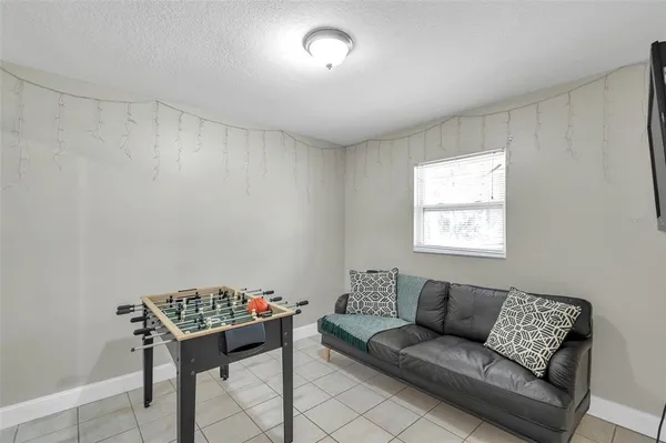$2,000 | 3371 North Bay Avenue, Crystal River, FL 34428