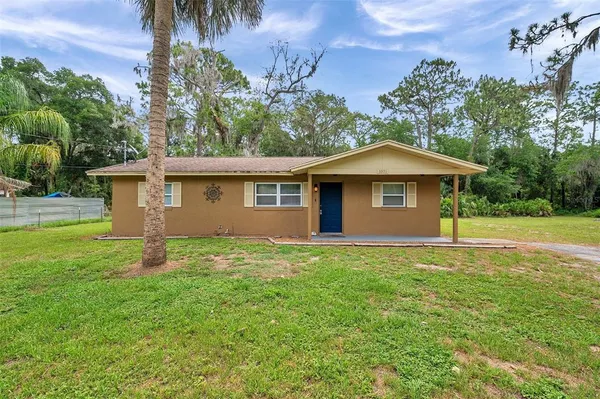 $2,000 | 3371 North Bay Avenue, Crystal River, FL 34428