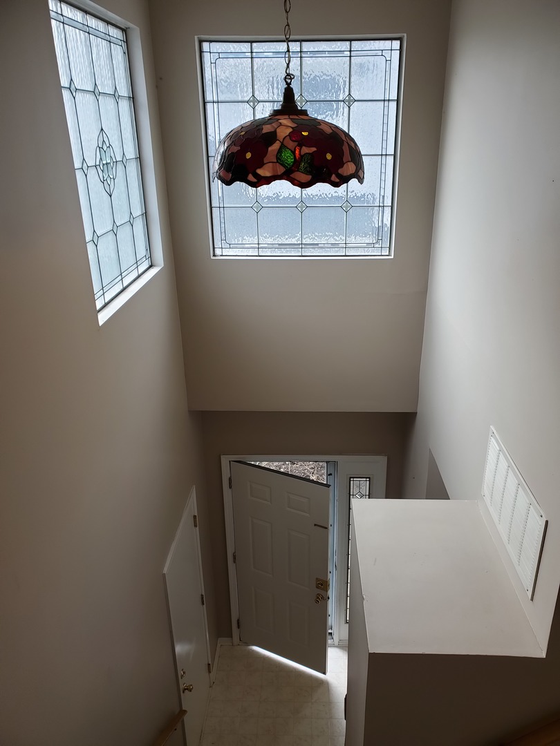 8225 Ripple Ridge, Unit 8225 Darien, IL 60561 - Photo 2 of 21 a room with a small space