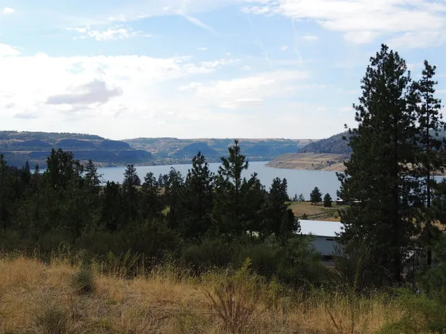 $199,000 | 39745 Peach Orch Way North, Seven Bays, WA 99122