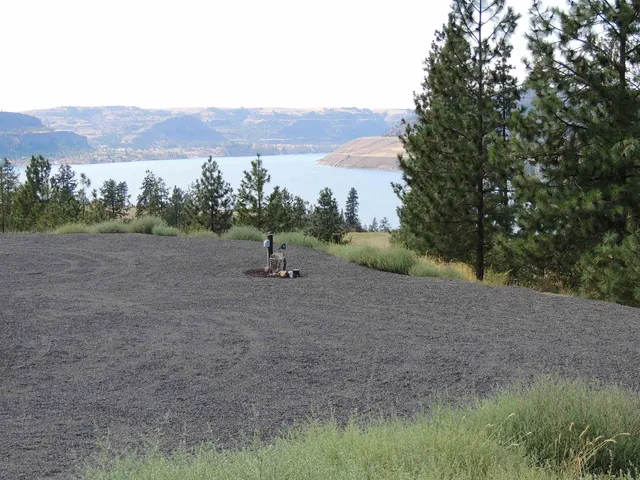 $199,000 | 39745 Peach Orch Way North, Seven Bays, WA 99122