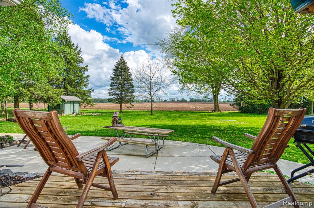 6841 Layton Road Fowlerville, MI 48836 - Photo 24 of 36