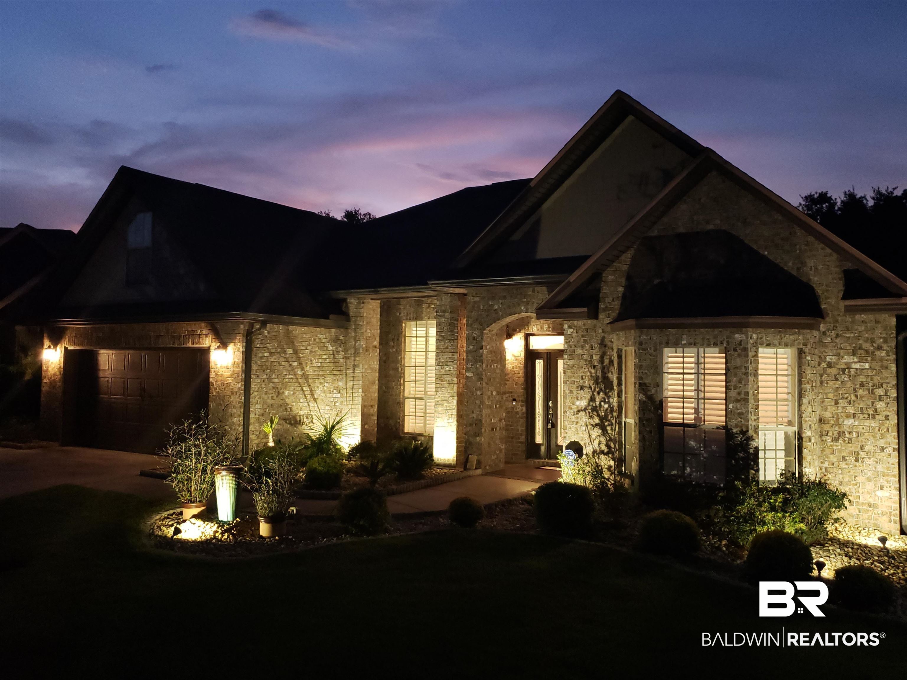 23373 Dundee Circle Foley, AL 36535 - Photo 2 of 34 Decorative Lighting & Fountain
