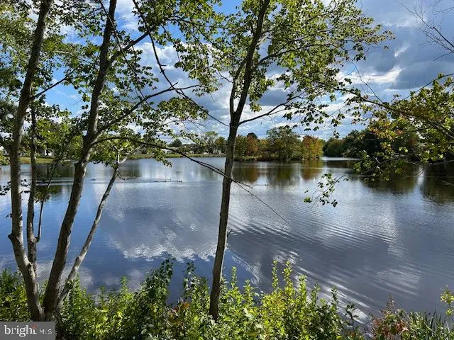 $420,000 | 48 Dunstable Road, Southampton, NJ 08088