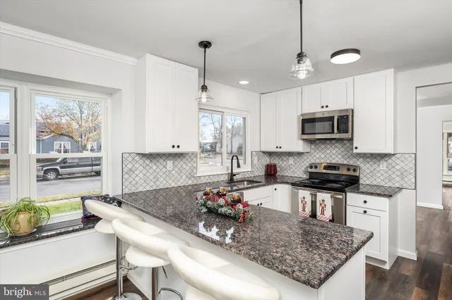 $420,000 | 48 Dunstable Road, Southampton, NJ 08088