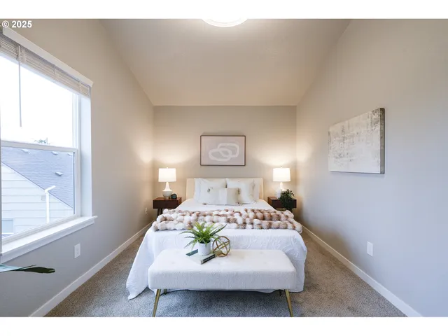 $369,900 | 4541 Southeast 97th Avenue, Portland, OR 97266