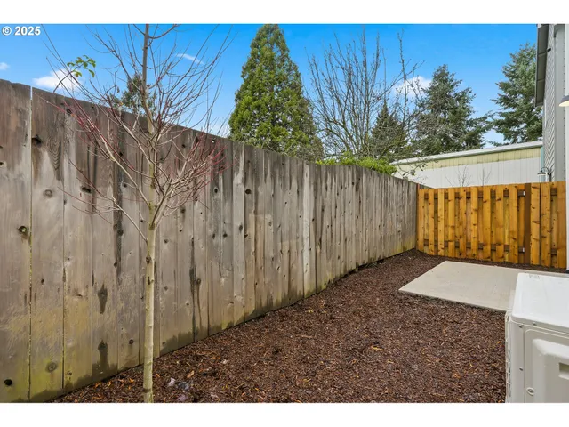 $369,900 | 4541 Southeast 97th Avenue, Portland, OR 97266