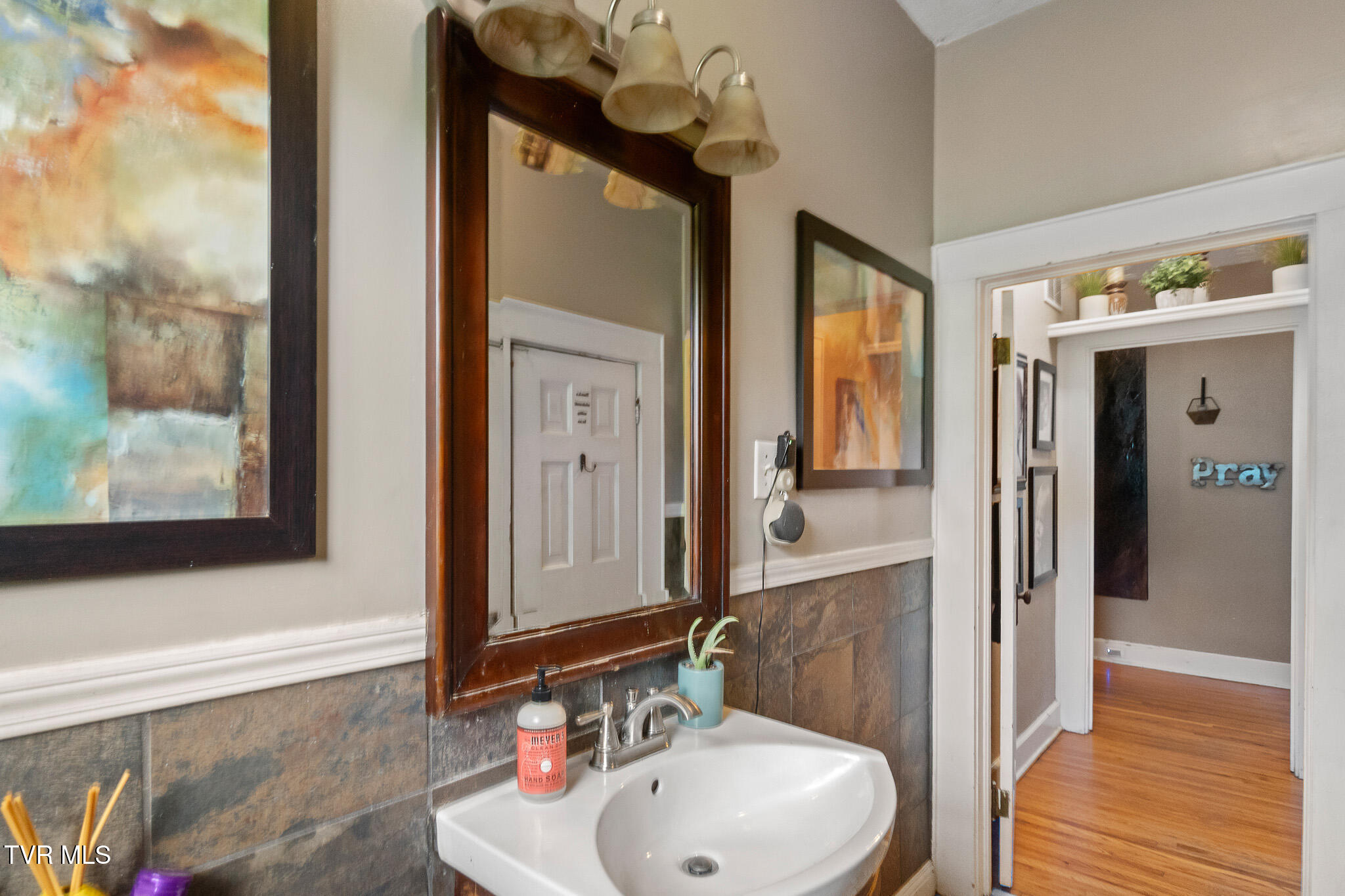 408 North Main Street Greeneville, TN 37745 - Photo 29 of 52 DSC08492