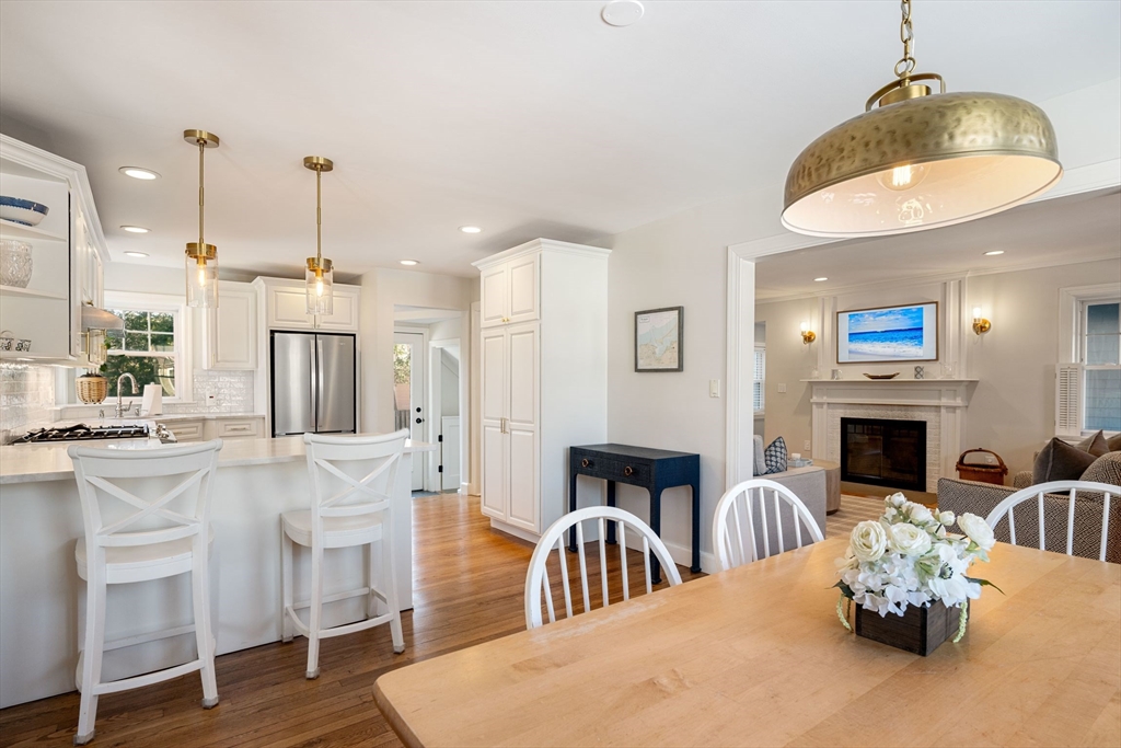 94 Greenacre Road Westwood, MA 02090 - Photo 7 of 27 Gallery Image 7