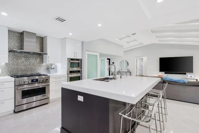 $1,250,000 | 20984 Shady Vista Lane, Boca Raton, FL 33428