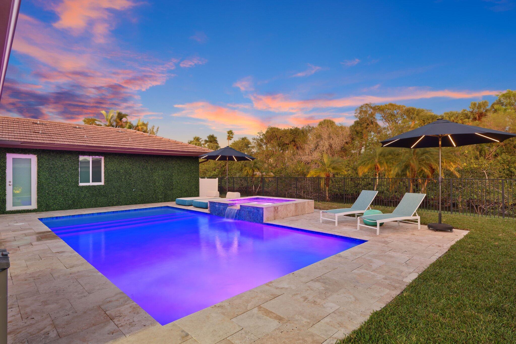 20984 Shady Vista Lane Boca Raton, FL 33428 - Photo 44 of 55 twilight