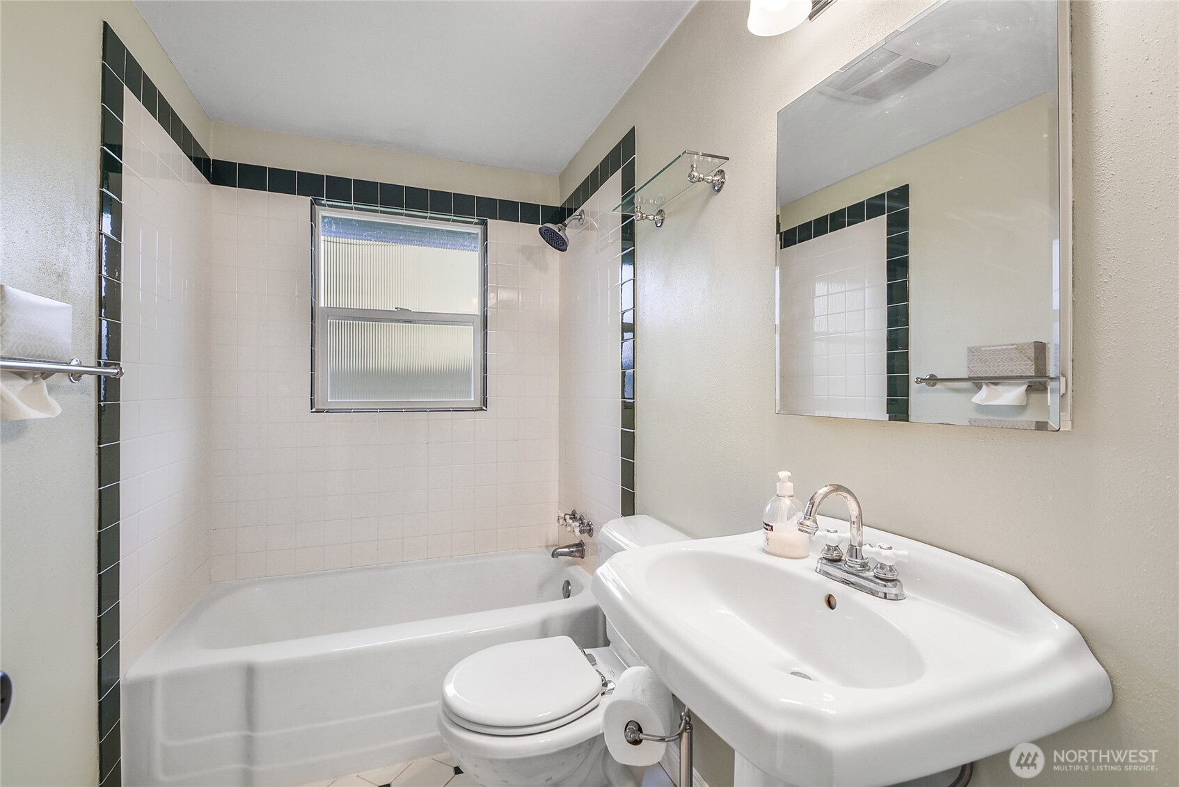 5101 Delaware Avenue Everett, WA 98203 - Photo 13 of 35