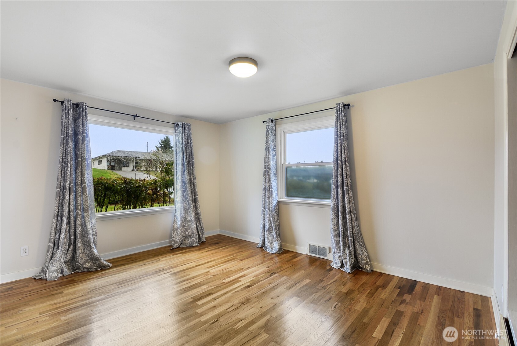 5101 Delaware Avenue Everett, WA 98203 - Photo 15 of 35