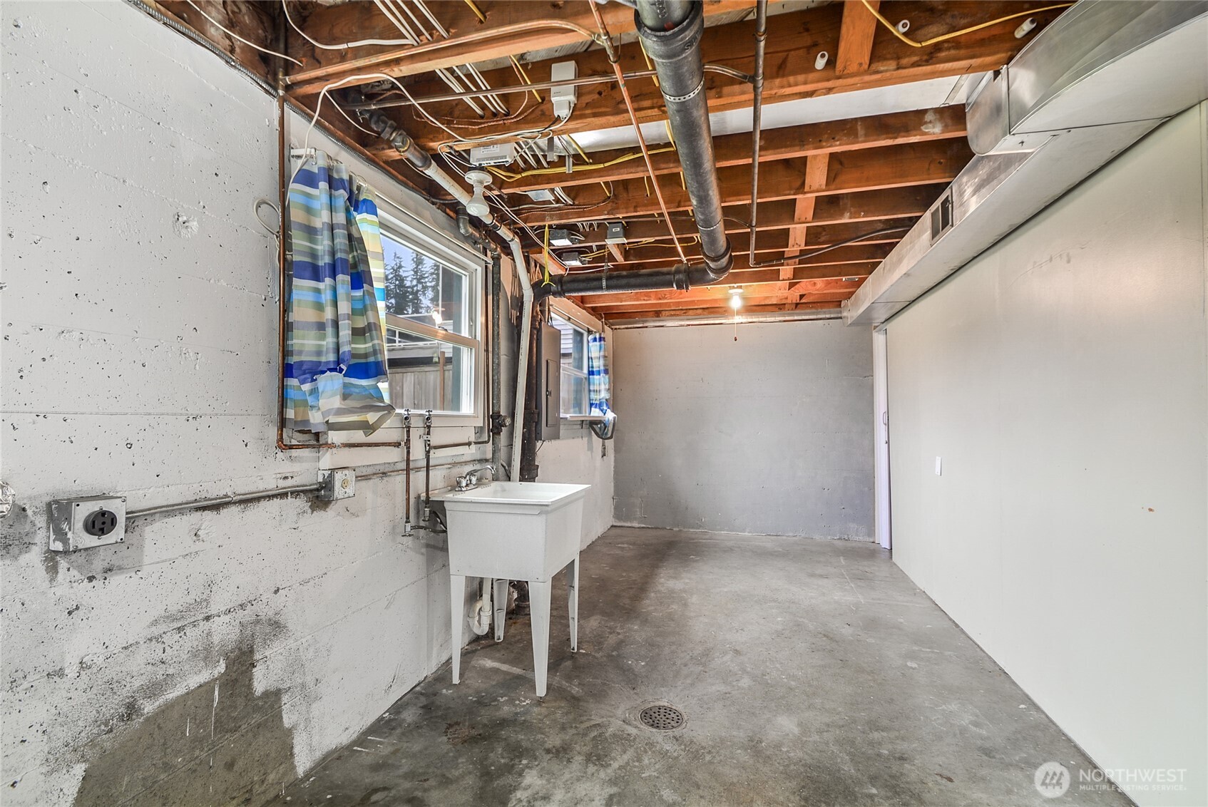 5101 Delaware Avenue Everett, WA 98203 - Photo 21 of 35