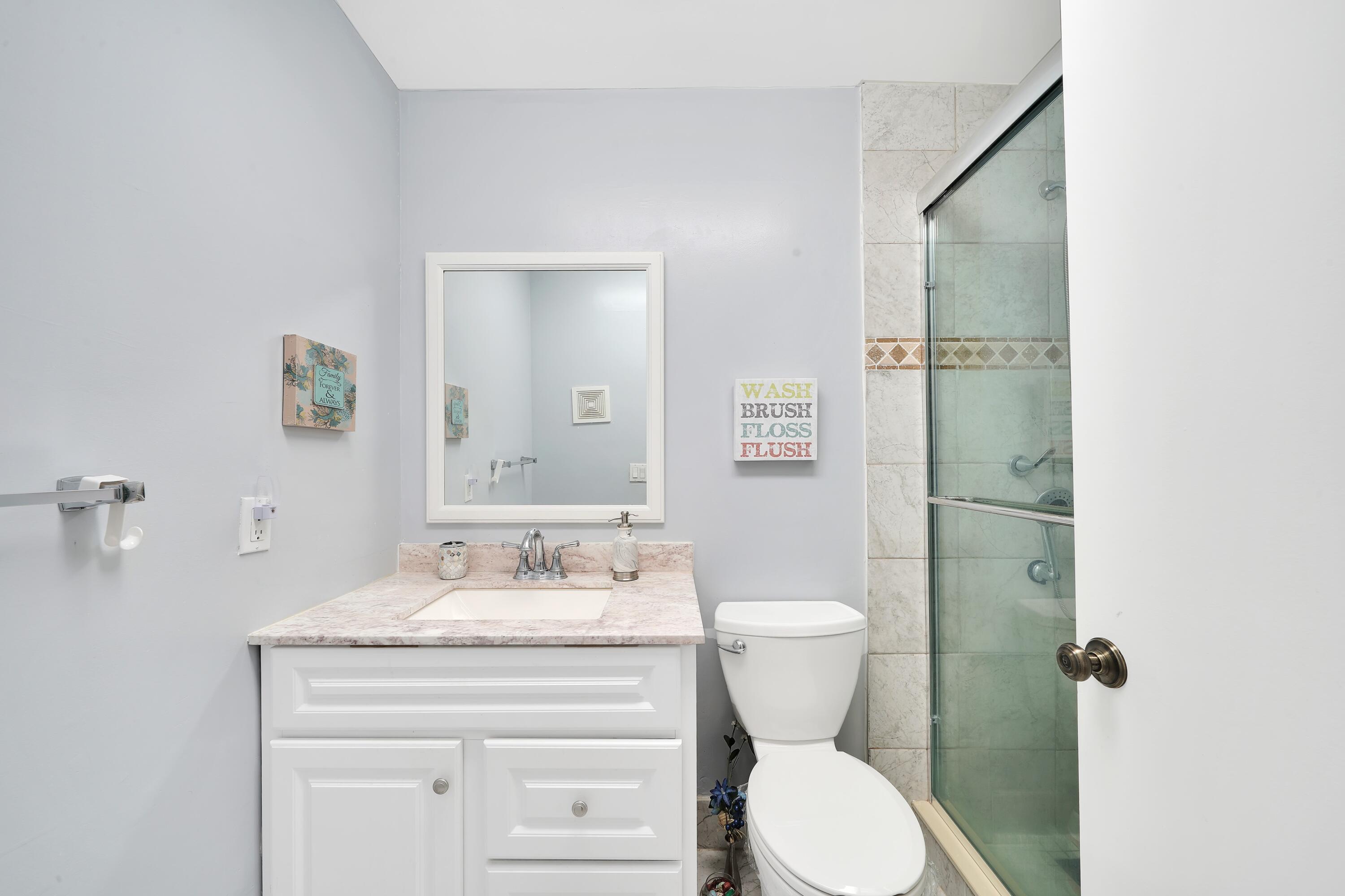 799 Normandy Delray Beach, Unit Q Delray Beach, FL 33484 - Photo 17 of 32 17