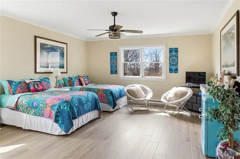 $1,265,000 | 553 Bellevue Avenue, Unit 2, Newport, RI 02840