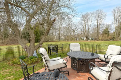 $1,265,000 | 553 Bellevue Avenue, Unit 2, Newport, RI 02840