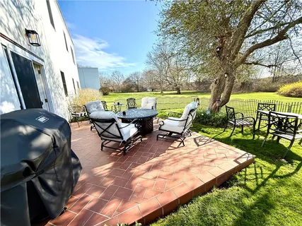 $1,265,000 | 553 Bellevue Avenue, Unit 2, Newport, RI 02840