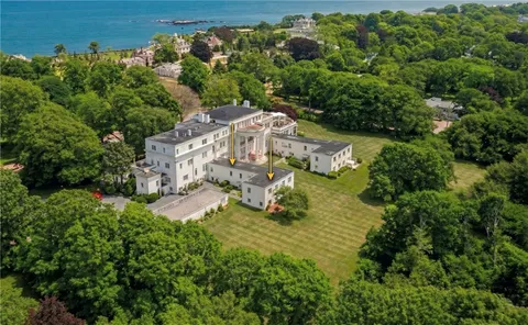 $1,265,000 | 553 Bellevue Avenue, Unit 2, Newport, RI 02840