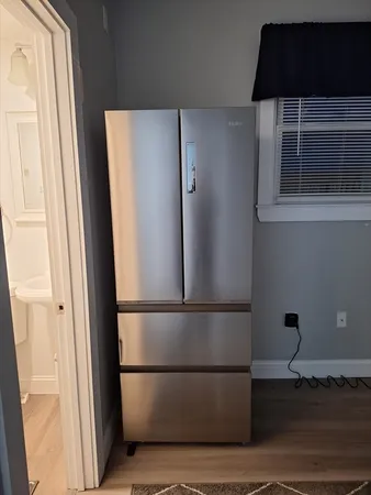 $1,900 | 527 Nantasket Avenue, Unit 3, Hull, MA 02045