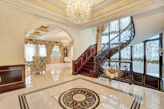 a view of entryway with a front door