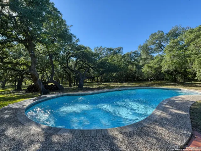 $799,000 | 7743 Mountain Trail, Boerne, TX 78015