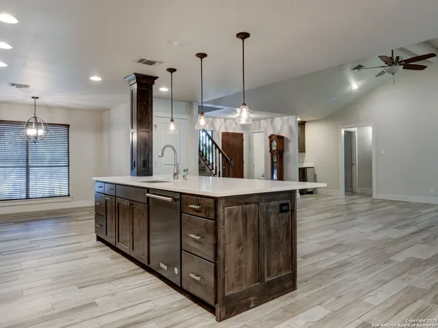 $799,000 | 7743 Mountain Trail, Boerne, TX 78015