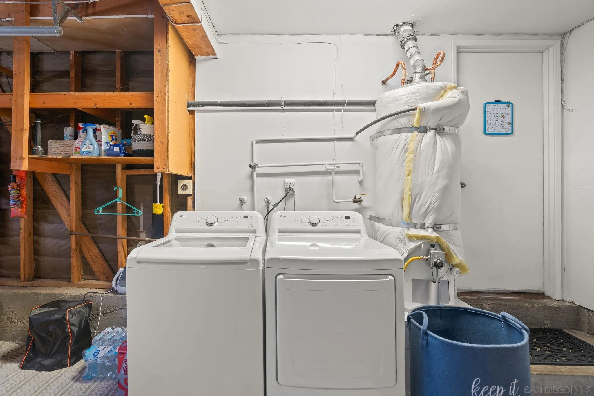 3544 Paseo Salamoner La Mesa, CA 91941 - Photo 43 of 45 a utility room with dryer and washer