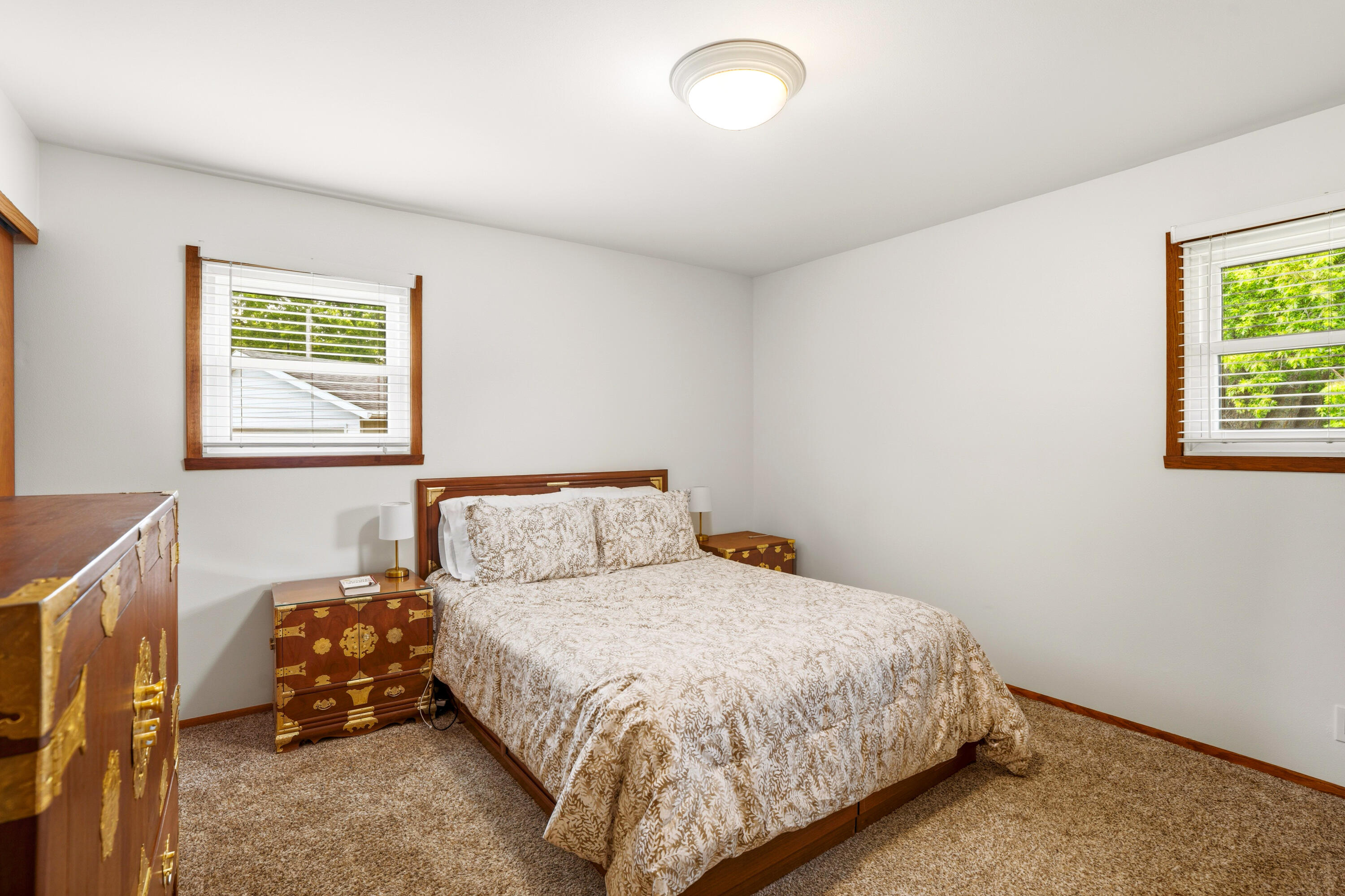 2725 Red Maple Court Caledonia, WI 53402 - Photo 12 of 26 Primary Bedroom