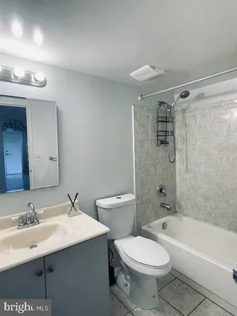$1,700 | 6982 Hanover Parkway, Unit 400, Greenbelt, MD 20770