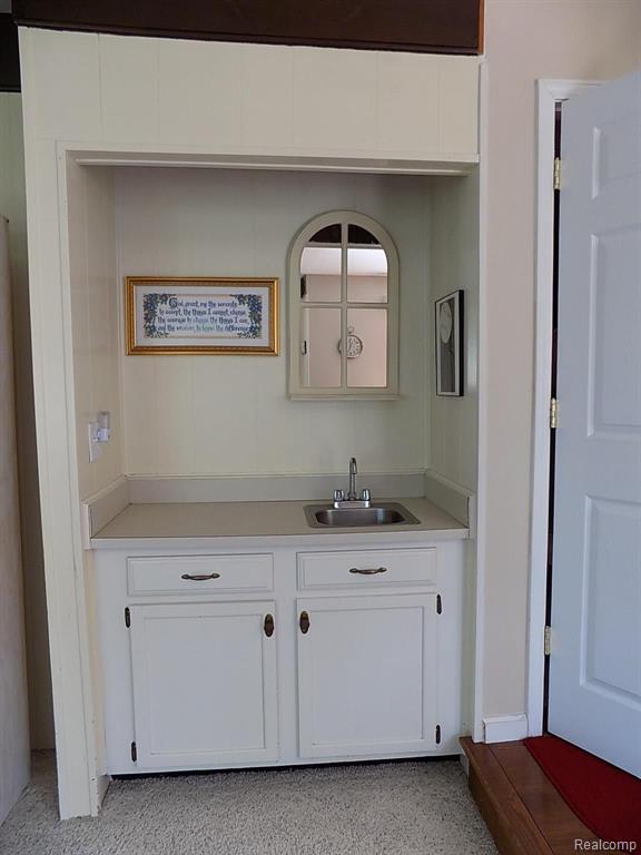 710 Abbey Court Rochester Hills, MI 48307 - Photo 34 of 46