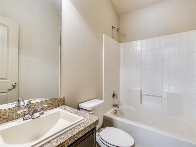 $1,795 | 1325 Briarwood Drive, Azle, TX 76020