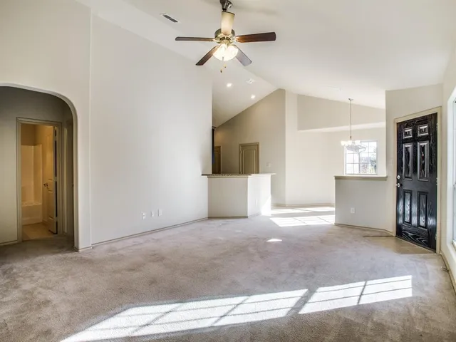 $1,795 | 1325 Briarwood Drive, Azle, TX 76020