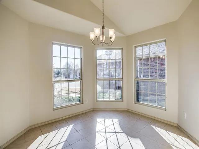 $1,795 | 1325 Briarwood Drive, Azle, TX 76020