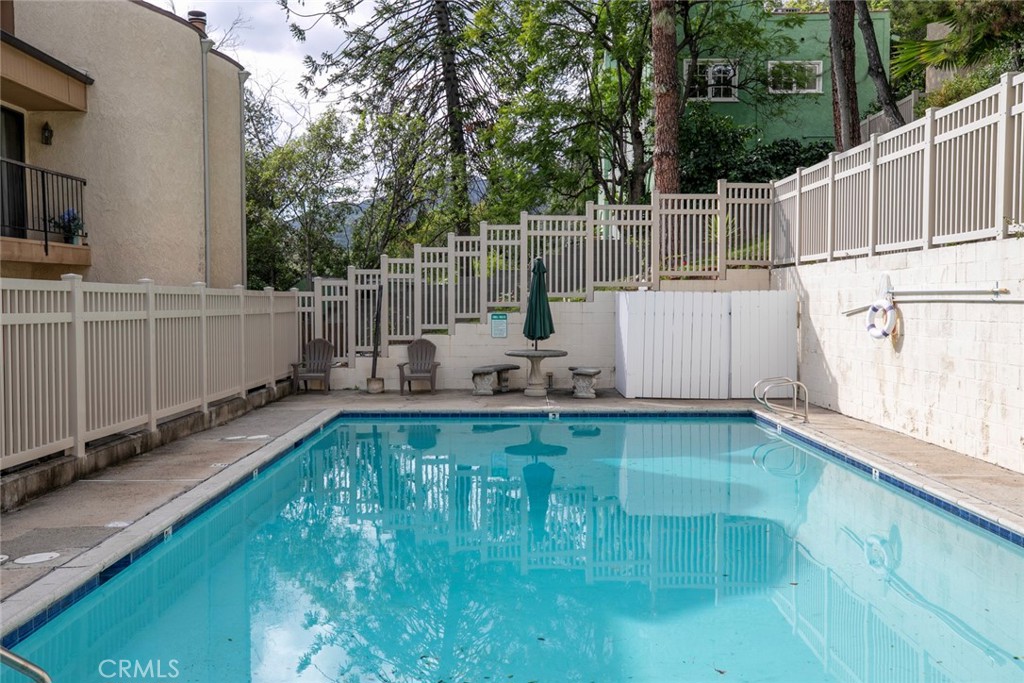 1881 Alpha Road, Unit 17 Glendale, CA 91208 - Photo 31 of 41