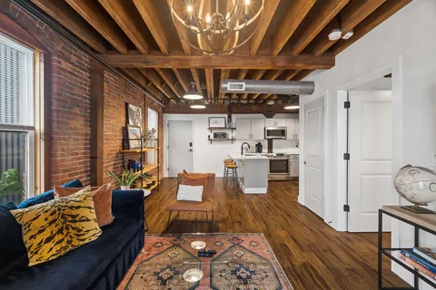$415,000 | 610 21st Avenue North, Unit 303, Nashville, TN 37203