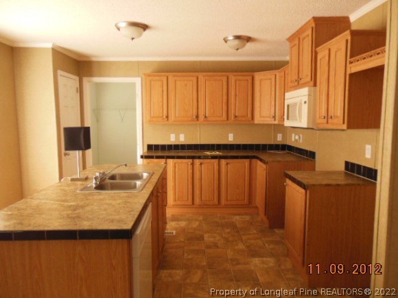 8751 Hawkins Road Linden, NC 28356 - Photo 3 of 14 Gallery Image 3