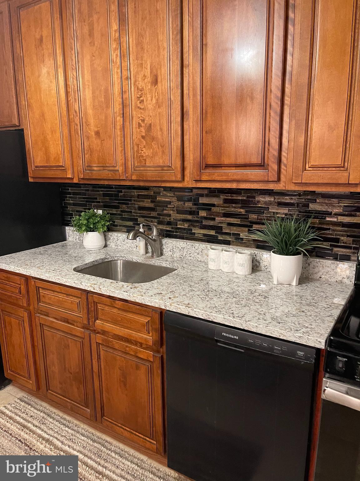 5633 Sagra Road Baltimore, MD 21239 - Photo 20 of 40 Gallery Image 20