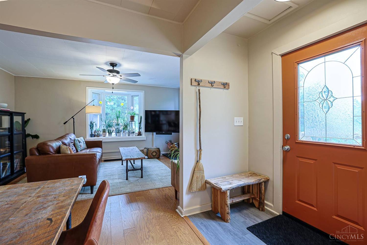 5713 Sheed Road Cincinnati, OH 45247 - Photo 4 of 41 Gallery Image 4