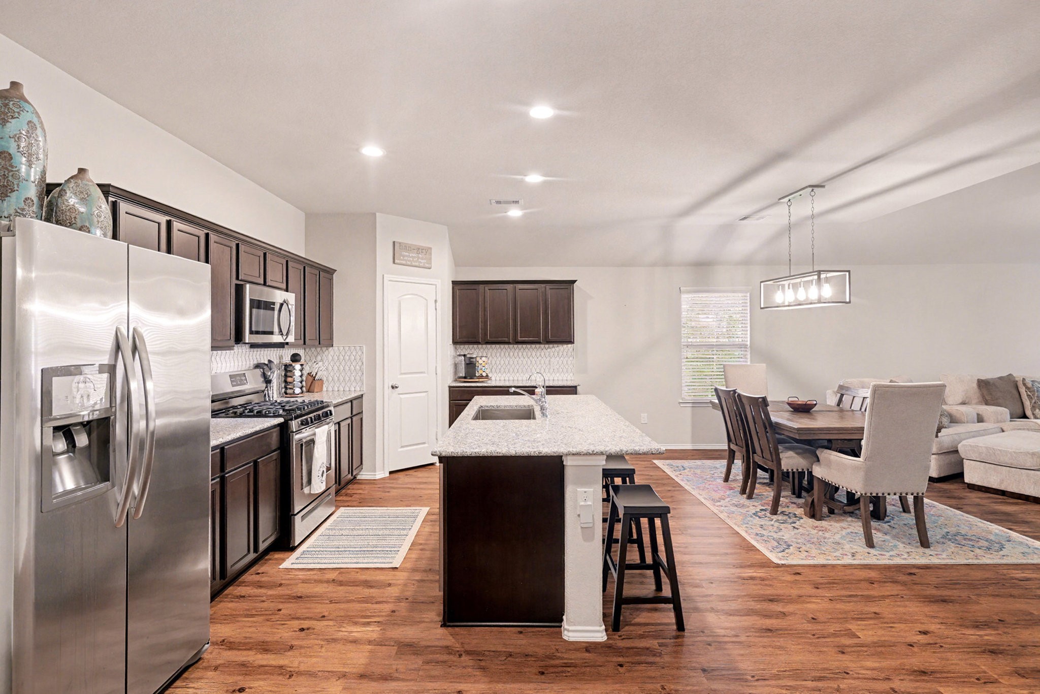 14106 Locke Point Court Conroe, TX 77384 - Photo 11 of 34