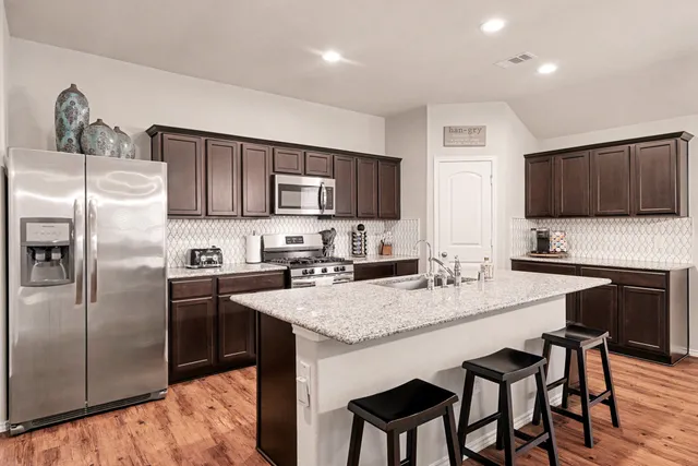 $330,000 | 14106 Locke Point Court, Conroe, TX 77384